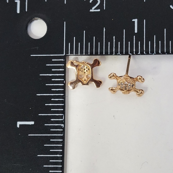 Gold Filled Skull Crossbones Post Earrings - Picture 5 of 5